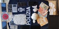 Droga e denaro sequestrati dalla polizia
