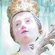 La statua di Santa Margherita con la corona originale rubata dai ladri