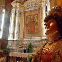 L’affresco della Madonna e la statua processionale