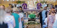 Un momento della celebrazione religiosa a Silvi (foto Giampiero Marcocci)