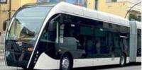 Il filobus già acquistato da Tua lungo 18 metri e per 134 passeggeri nella foto del Comitato Strada parco bene comune